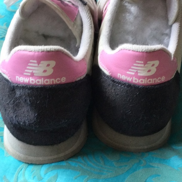 New balance 720 blue grey and pink in 8.5 - Picture 5 of 11